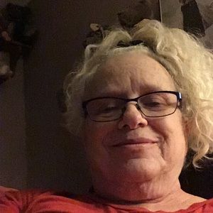 Meet your Posher, Pauline
